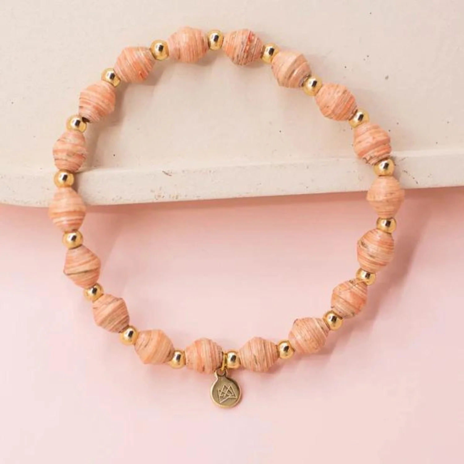 DREAMER & CO - THE TINY HOOP BRACELET - Image 4